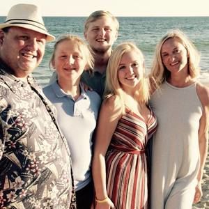 Meet your Posher, Caroline